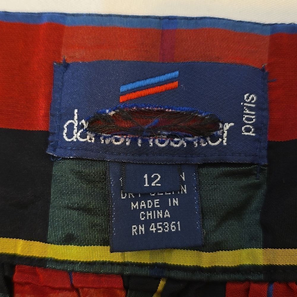 - Daniel Hechter Paris vintage pladed/plaid skirt size 12 - Picture 7 of 11